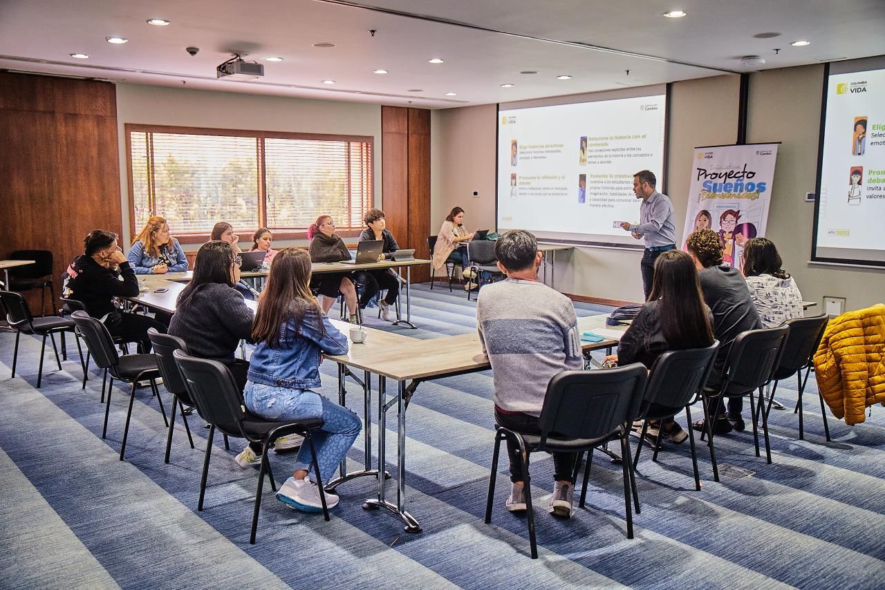 Jóvenes de Proyecto Sueños del ICBF serán tutores de otros jóvenes para orientarlos en sus proyectos de vida Jóvenes de Proyecto Sueños del ICBF serán tutores de otros jóvenes para orientarlos en sus proyectos de vida