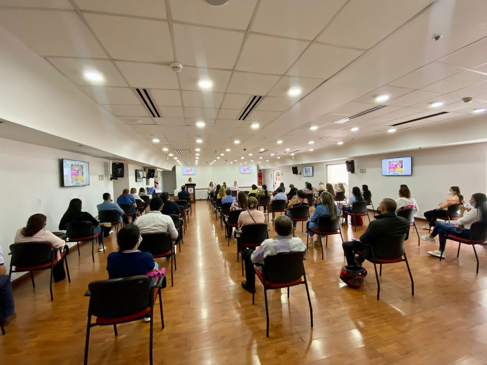 ICBF fortalece la prevención de violencia sexual en instituciones educativas de Bucaramanga