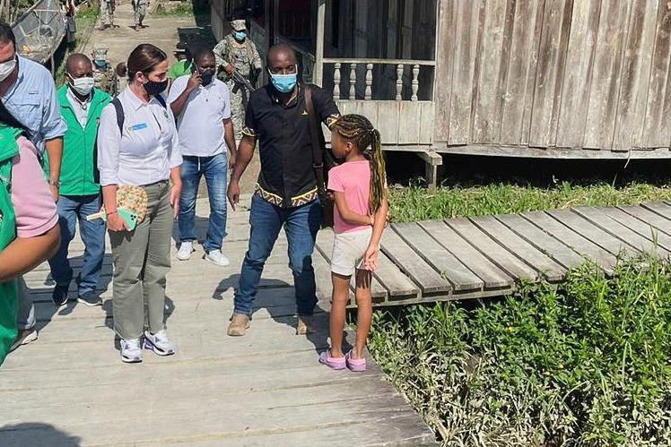 No están solos: directora del ICBF visitó a los familiares de Maira en Guapi No están solos: directora del ICBF visitó a los familiares de Maira en Guapi