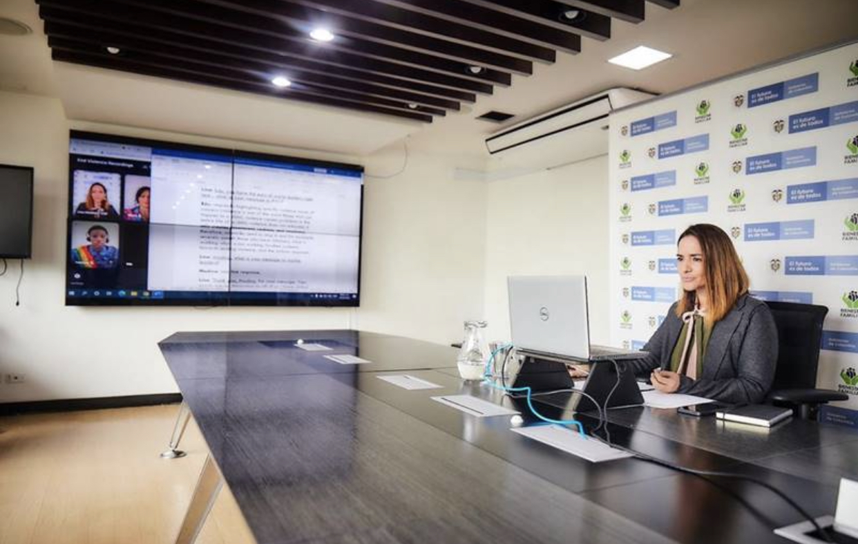 Directora ICBF participó en cierre de la campaña Líderes Juntos por el fin de la Violencia Infantil Directora ICBF participó en cierre de la campaña Líderes Juntos por el fin de la Violencia Infantil