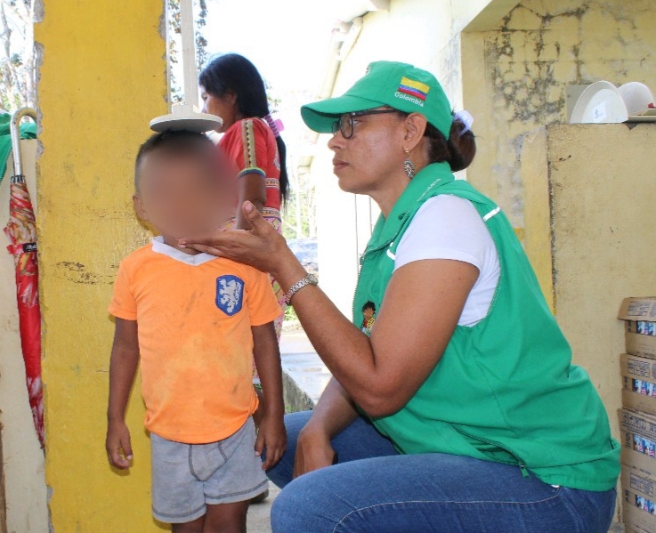 ICBF atiende a familias indígenas en el sur de Córdoba ICBF atiende a familias indígenas en el sur de Córdoba