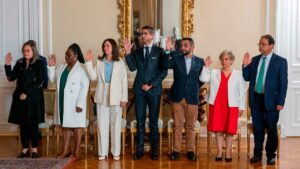 Petro posesionó a directivos Petro posesionó a directivos