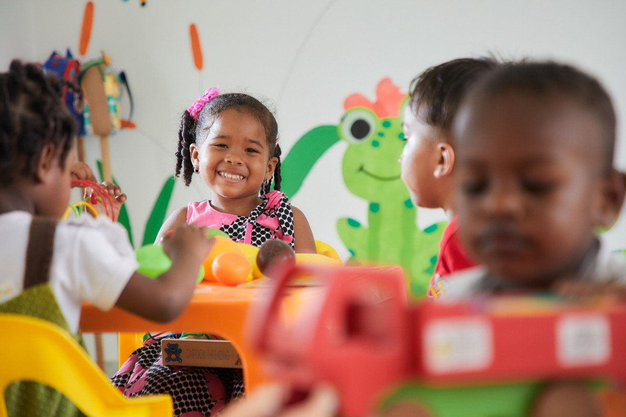 Más de 1.600.000 niñas y niños ya pueden regresar a los servicios de Primera Infancia que brinda el ICBF en el país Más de 1.600.000 niñas y niños ya pueden regresar a los servicios de Primera Infancia que brinda el ICBF en el país