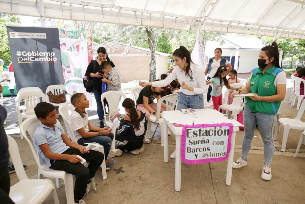 ICBF suma esfuerzos para prevenir el trabajo infantil en Tolima ICBF suma esfuerzos para prevenir el trabajo infantil en Tolima