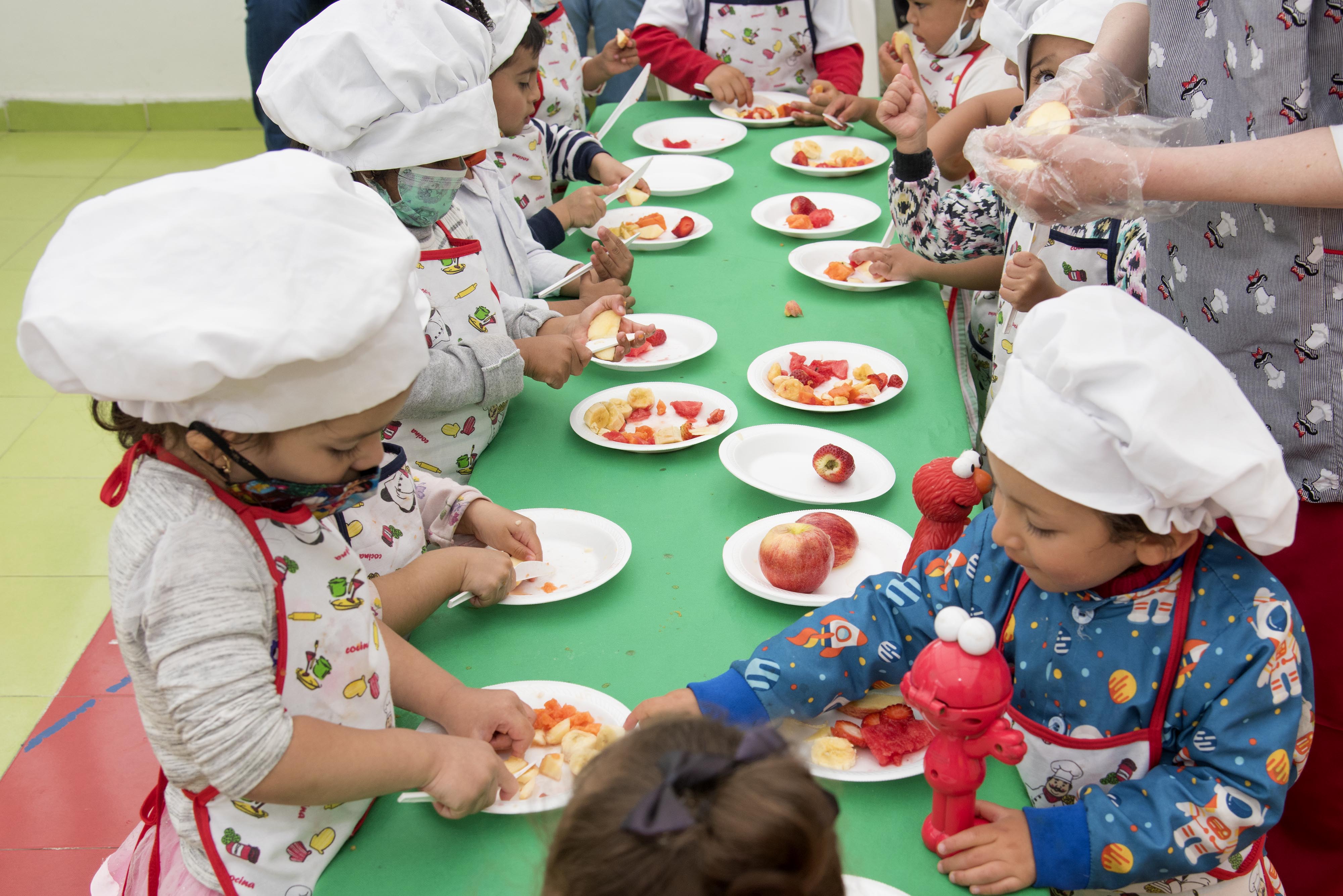 Aprendamos sobre el Plato Saludable de la Familia Colombiana Aprendamos sobre el Plato Saludable de la Familia Colombiana