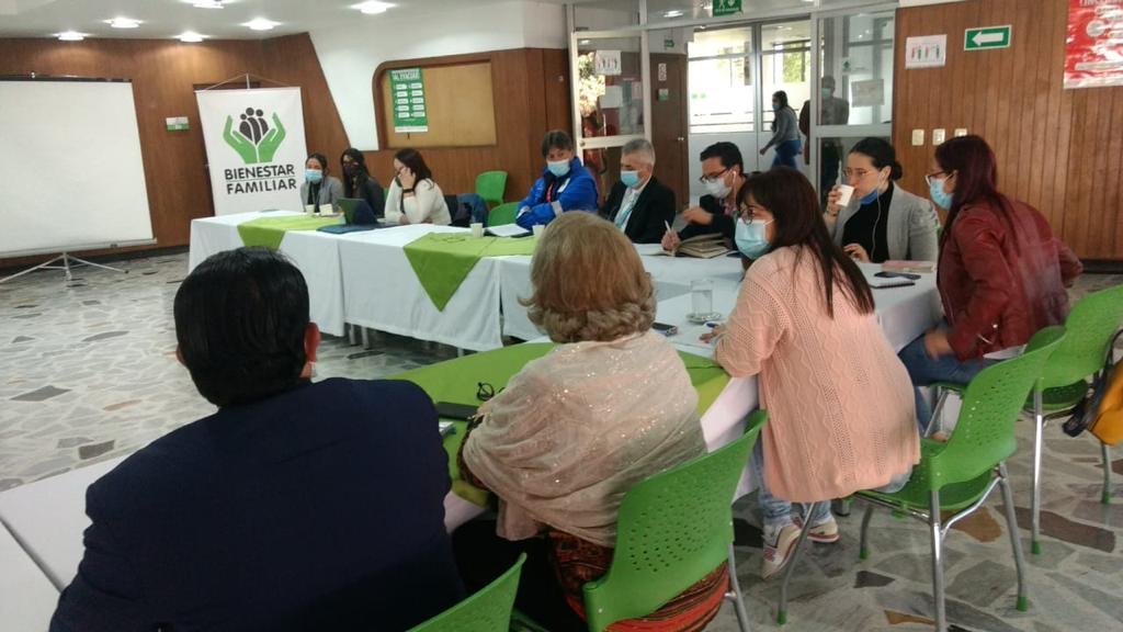 ICBF y entidades distritales de Bogotá coordinan acciones para la atención a comunidades indígenas ICBF y entidades distritales de Bogotá coordinan acciones para la atención a comunidades indígenas