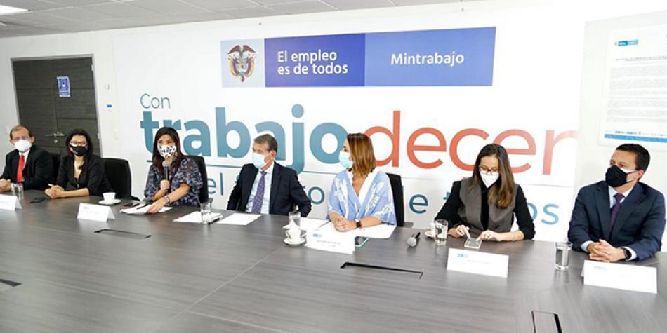 Gobierno firma gran pacto contra el trabajo infantil Gobierno firma gran pacto contra el trabajo infantil