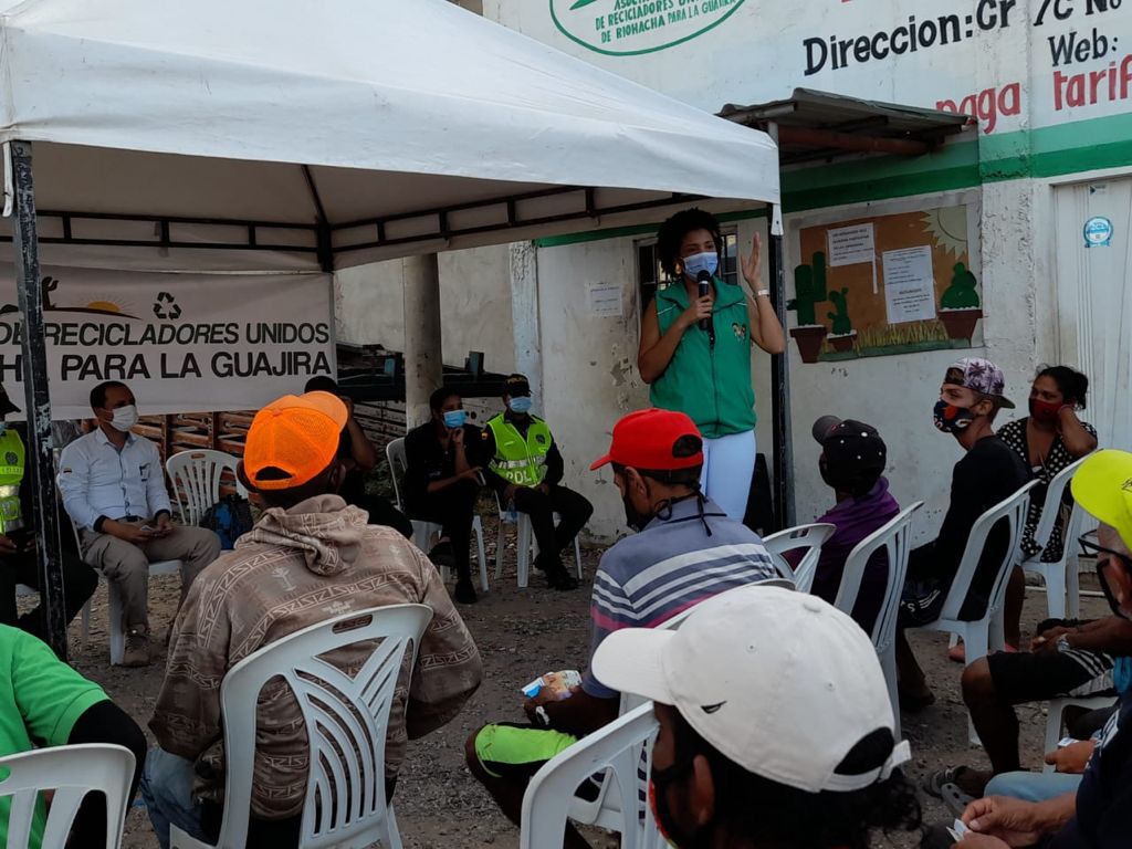 ICBF refuerza estrategias para prevenir el trabajo infantil en La Guajira ICBF refuerza estrategias para prevenir el trabajo infantil en La Guajira