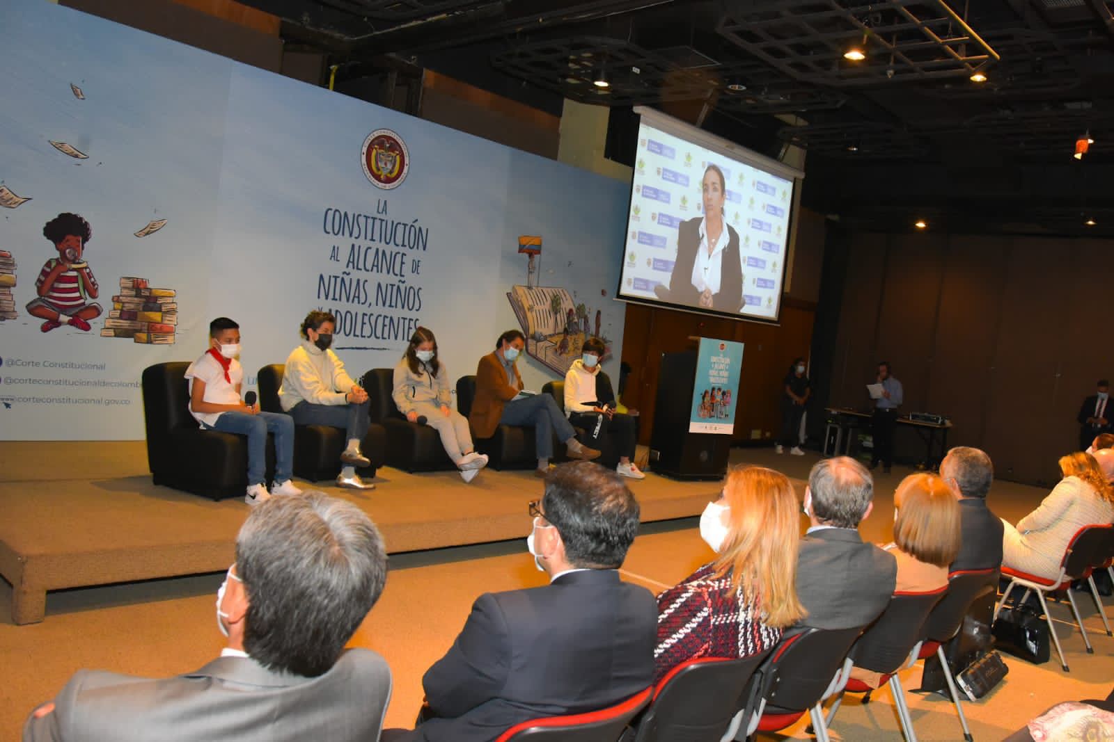 Directora ICBF celebra creación de la Constitución Política pensada desde y para los niños Directora ICBF celebra creación de la Constitución Política pensada desde y para los niños