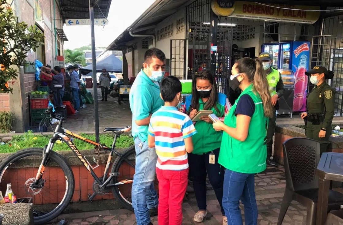 ICBF intensifica búsqueda de niños, niñas y adolescentes en plazas de mercado de Villavicencio ICBF intensifica búsqueda de niños, niñas y adolescentes en plazas de mercado de Villavicencio