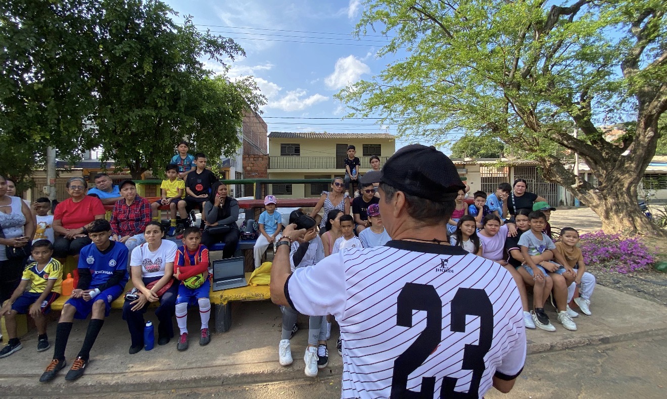 1 / 2 «Juntos en la cancha»: iniciativa comunitaria transformadora