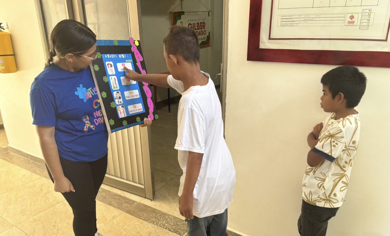 Bienestar Familiar destaca el derecho a la comunicación como clave para la autonomía de las personas con discapacidad