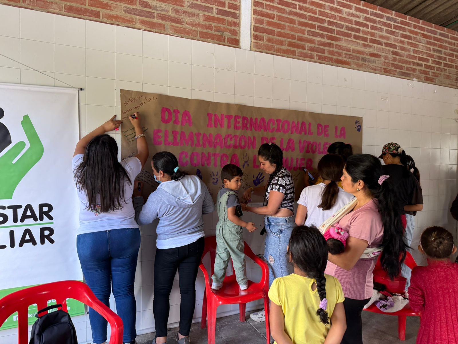 Bienestar Familiar acompañó jornada comunitaria en Fusagasugá en conmemoración del Día Internacional de la Eliminación de las Violencias contra las Mujeres