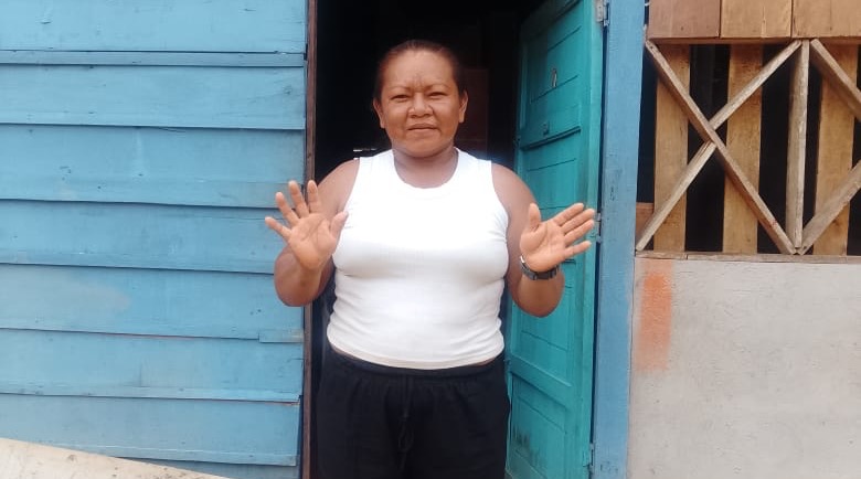 «Yo les doy el amor que ellos necesitan; eso es lo que más les hace falta» - Entrevista a Yaqueline Fernandez, madre sustituta en Vaupés