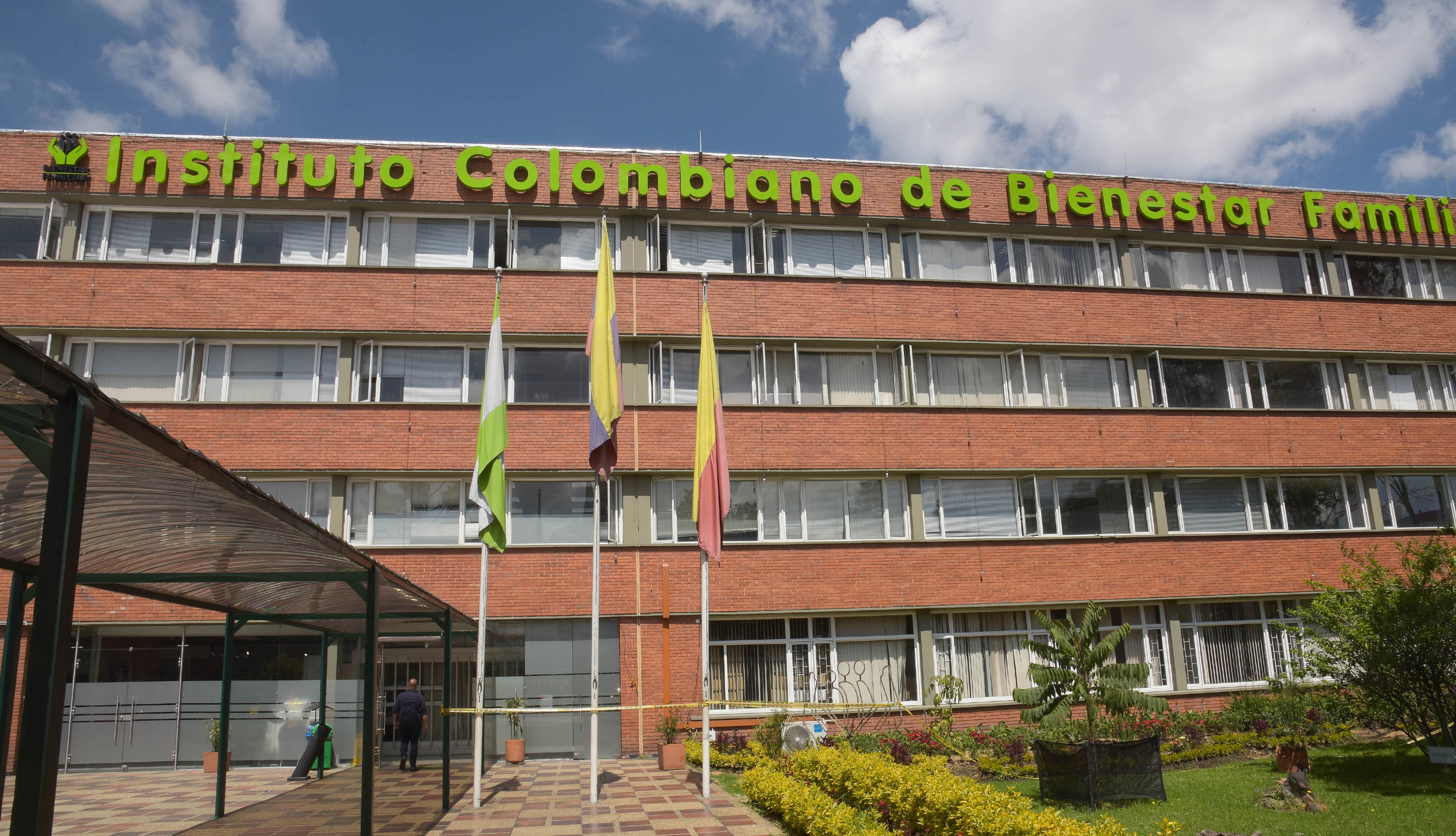 Bienestar Familiar transforma la gestión de trámites con un innovador proyecto para la aprobación de personería jurídica