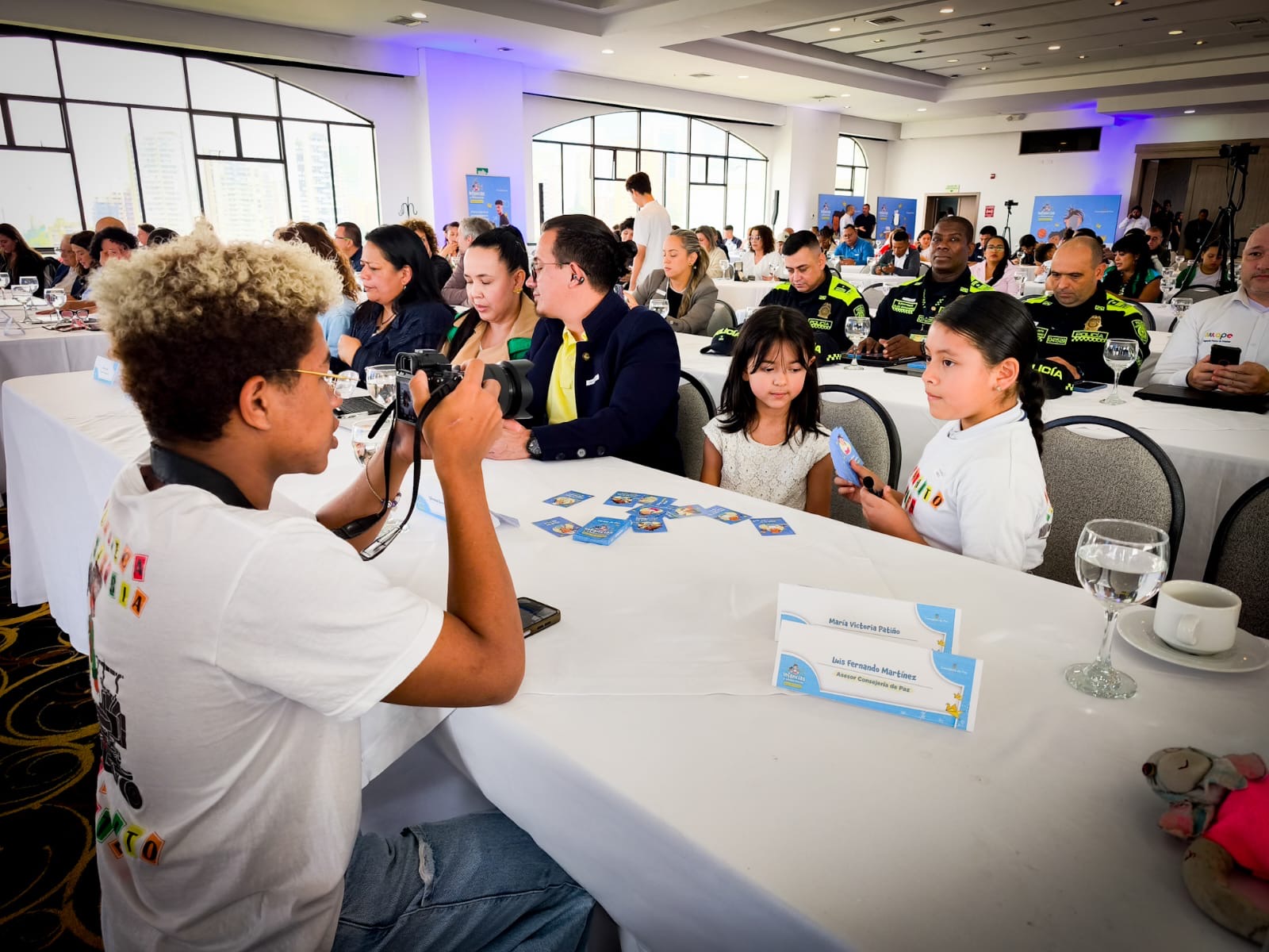 Niñas, niños y adolescentes, el «Primer Piso de la Paz» en Colombia  