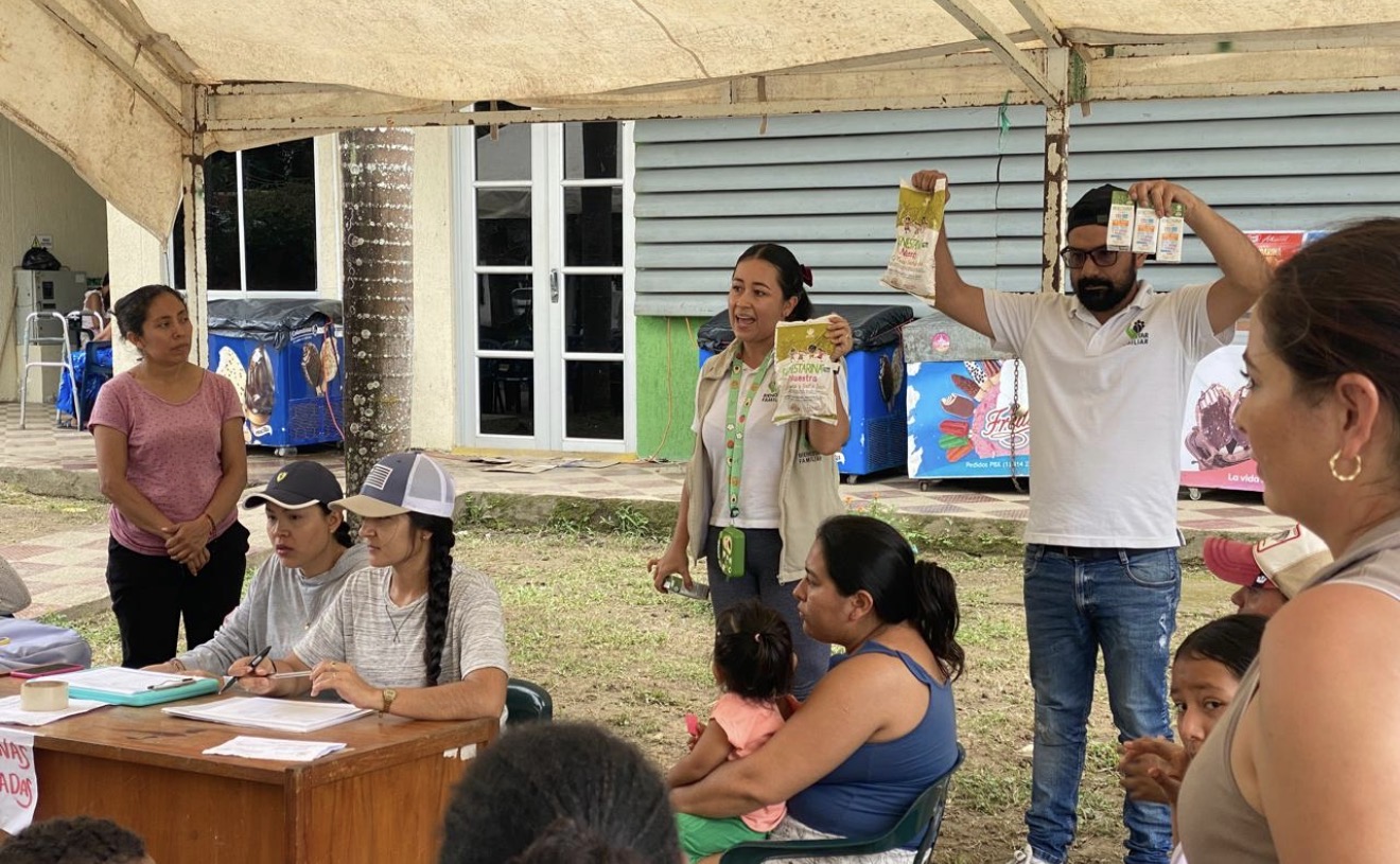 Unidades móviles del Bienestar Familiar acompañan a familias afectadas por las inundaciones en Casanare