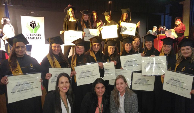Agentes educativas de la primera infancia del ICBF obtienen maestría Agentes educativas de la primera infancia del ICBF obtienen maestría