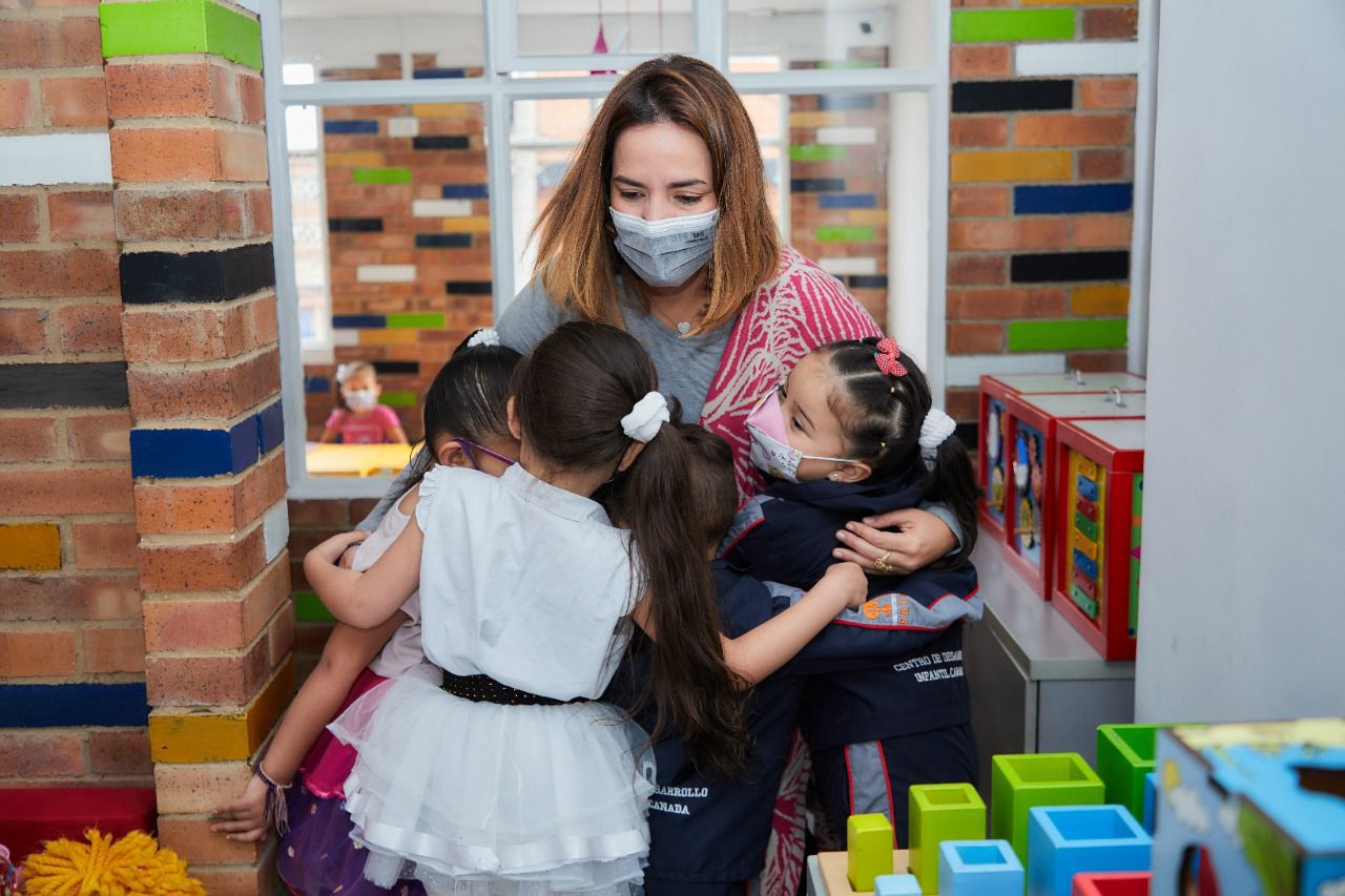 Vacunar a las niñas y niños contra el Covid -19 es protegerlos: Directora ICBF Vacunar a las niñas y niños contra el Covid -19 es protegerlos: Directora ICBF