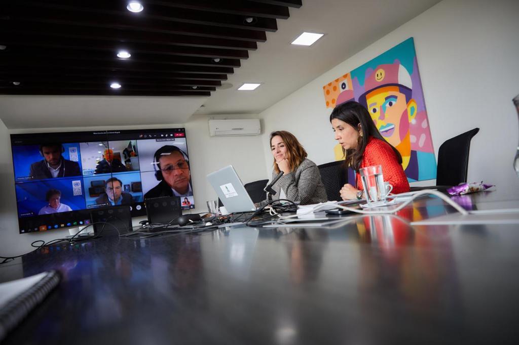 Con la academia y la comunidad internacional, continúa búsqueda de consensos para la juventud colombiana Con la academia y la comunidad internacional, continúa búsqueda de consensos para la juventud colombiana