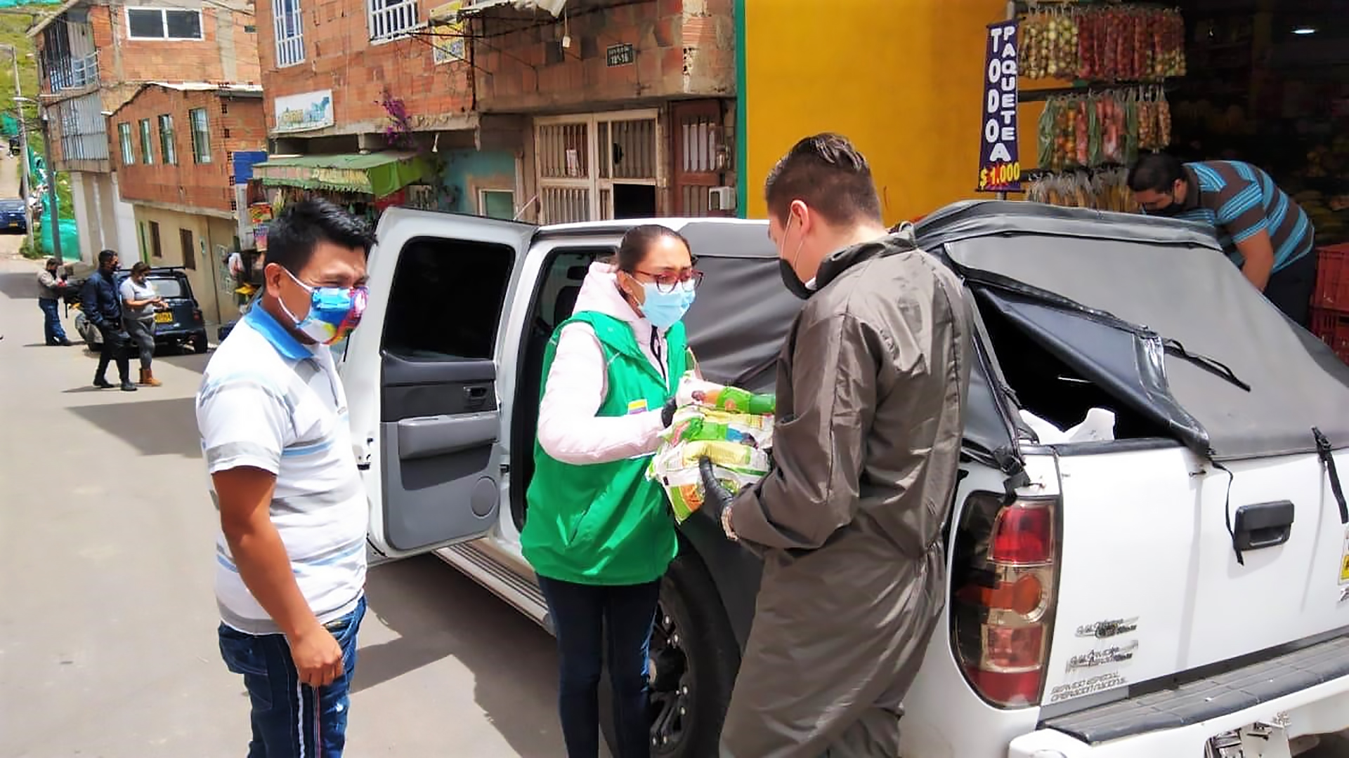 ICBF previene desnutrición en más de 1.600 niños y adolescentes indígenas víctimas de desplazamiento en Bogotá ICBF previene desnutrición en más de 1.600 niños y adolescentes indígenas víctimas de desplazamiento en Bogotá