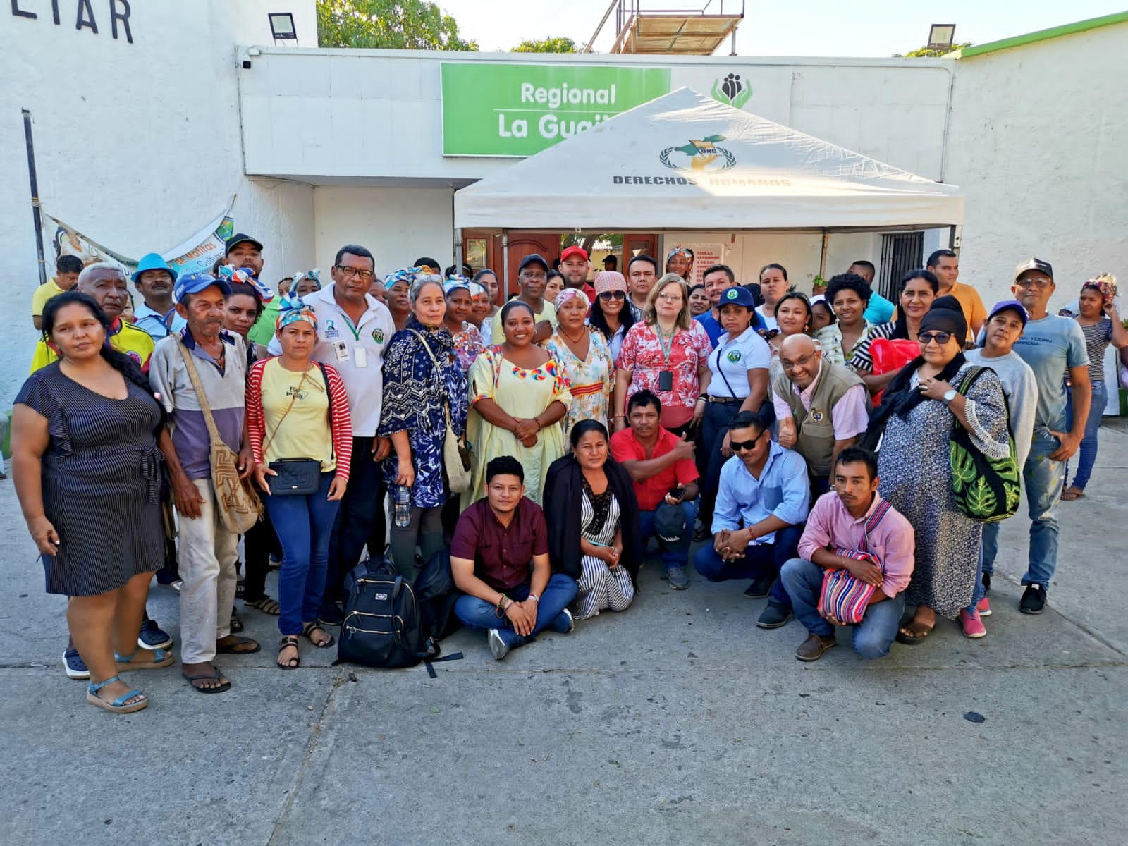 *ICBF y comunidades étnicas de La Guajira llegan a acuerdos para levantar plantón*  *Riohacha 17 de febrero de 2023*. Luego de varios días de diálogo entre las comunidades étnicas del departamento de La Guajira y la subdirectora general del Instituto Colo