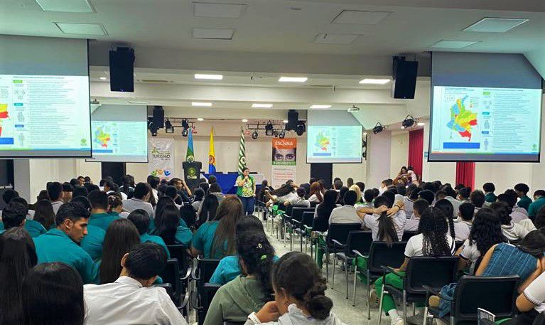 ICBF fortalece prevención de la explotación sexual comercial de niñas y adolescentes en Villavicencio