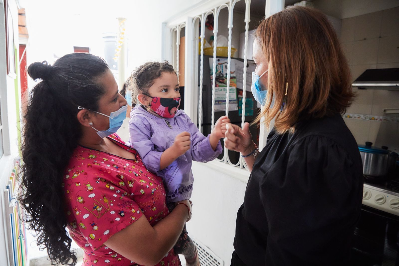 Directora ICBF exalta en esta fecha a las madres comunitarias y madres sustitutas Directora ICBF exalta en esta fecha a las madres comunitarias y madres sustitutas