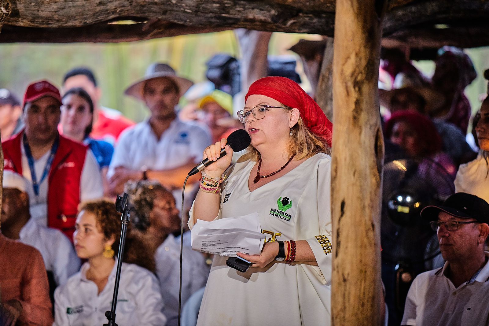 Con ideas del pueblo Wayúu ICBF construirá modelo propio de atención integral a la niñez y adolescencia guajira Con ideas del pueblo Wayúu ICBF construirá modelo propio de atención integral a la niñez y adolescencia guajira