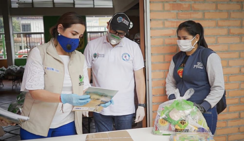 Directora del ICBF verifica entrega de componentes nutricionales y kits pedagógicos en Norte de Santander