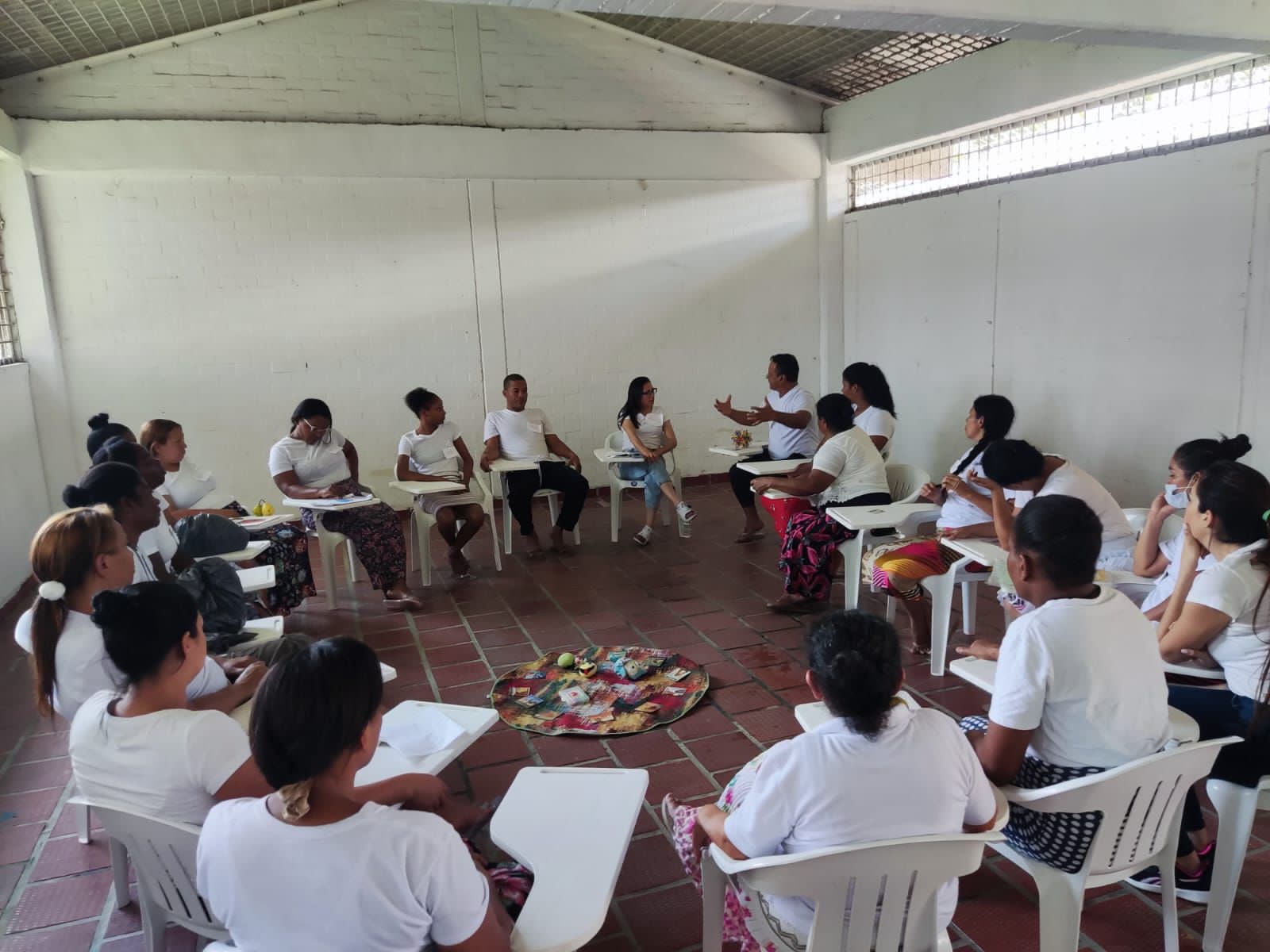 Círculos de diálogo desarrolla el ICBF con adolescentes y jóvenes del Sistema de Responsabilidad Penal en Valle del Cauca Círculos de diálogo desarrolla el ICBF con adolescentes y jóvenes del Sistema de Responsabilidad Penal en Valle del Cauca
