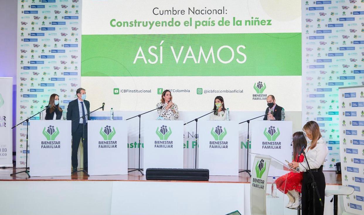 Gobierno Nacional rinde homenaje a la niñez colombiana Gobierno Nacional rinde homenaje a la niñez colombiana
