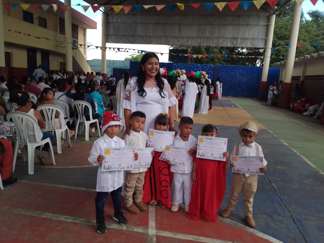 Niños y niñas de primera infancia se graduaron de los Centros de Desarrollo Infantil en La Guajira