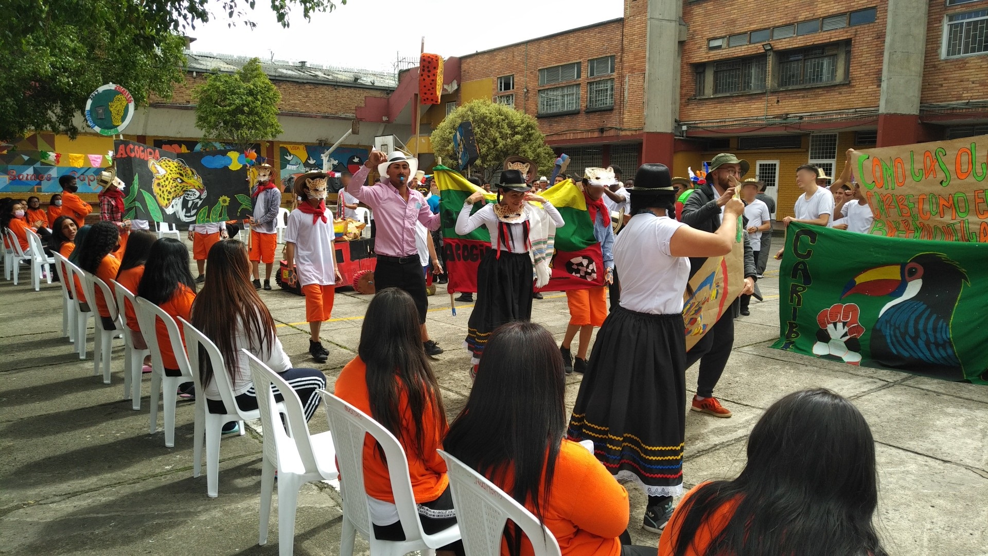 ICBF promueve valores en adolescentes a través del deporte ICBF promueve valores en adolescentes a través del deporte