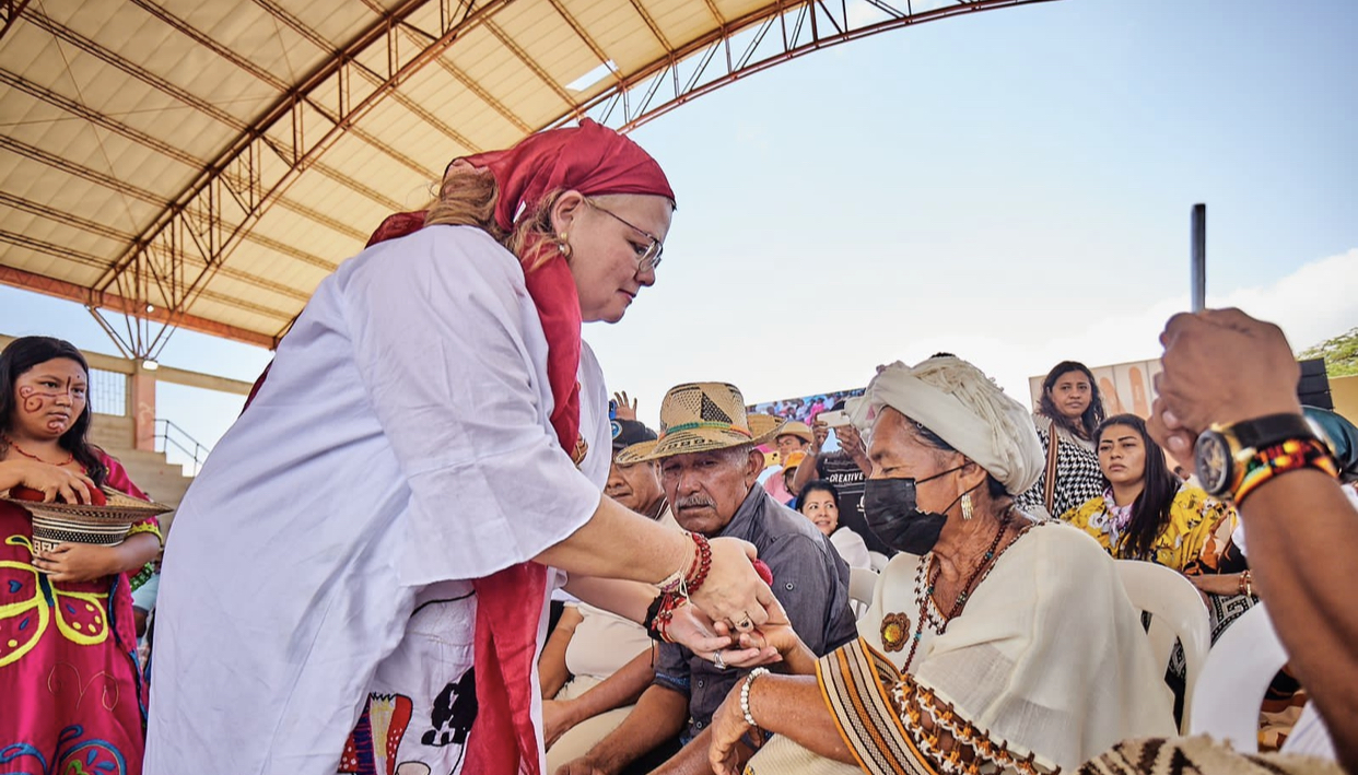 Vengo a tejer un puente entre el Gobierno nacional y el pueblo Wayúu: directora ICBF Vengo a tejer un puente entre el Gobierno nacional y el pueblo Wayúu: directora ICBF