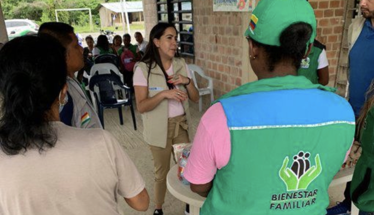 Bienestar Familiar entrega paquetes de alimentos a comunidades indígenas en Tumaco Bienestar Familiar entrega paquetes de alimentos a comunidades indígenas en Tumaco