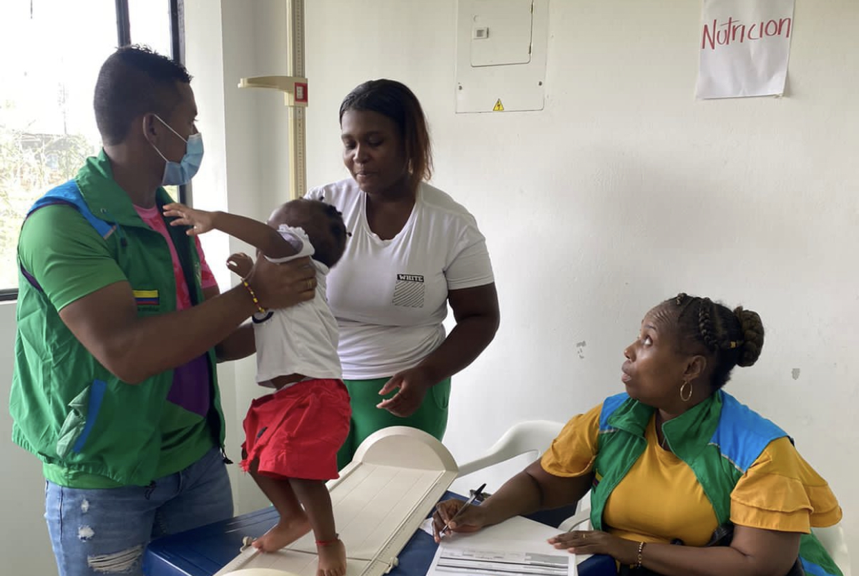 Familias desplazadas de Sipí y Nóvita en Chocó, reciben atención psicosocial del ICBF