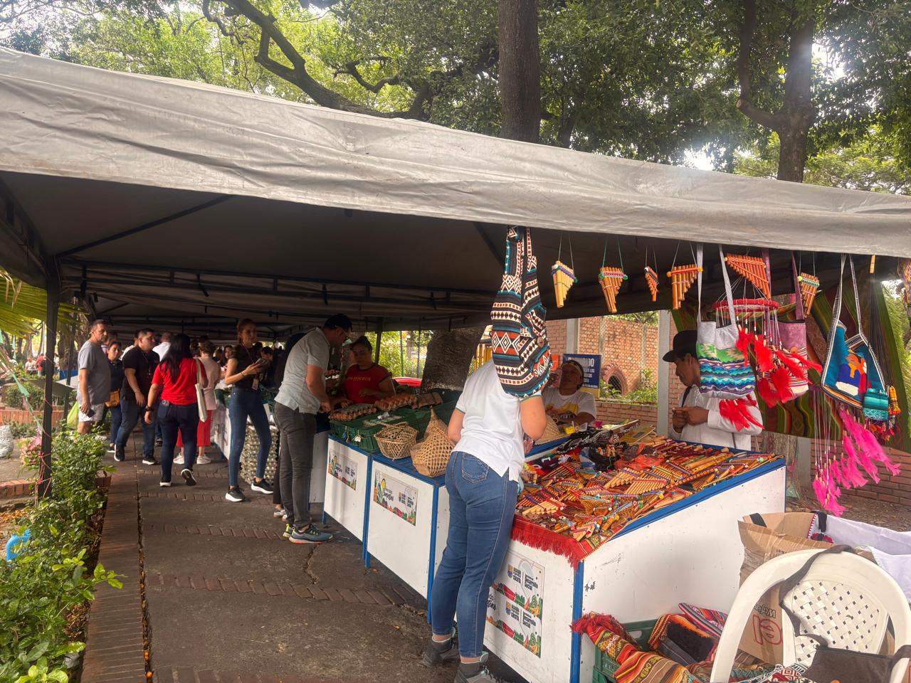 Mercado campesino fortalece las compras locales, el emprendimiento y las tradiciones de Norte de Santander