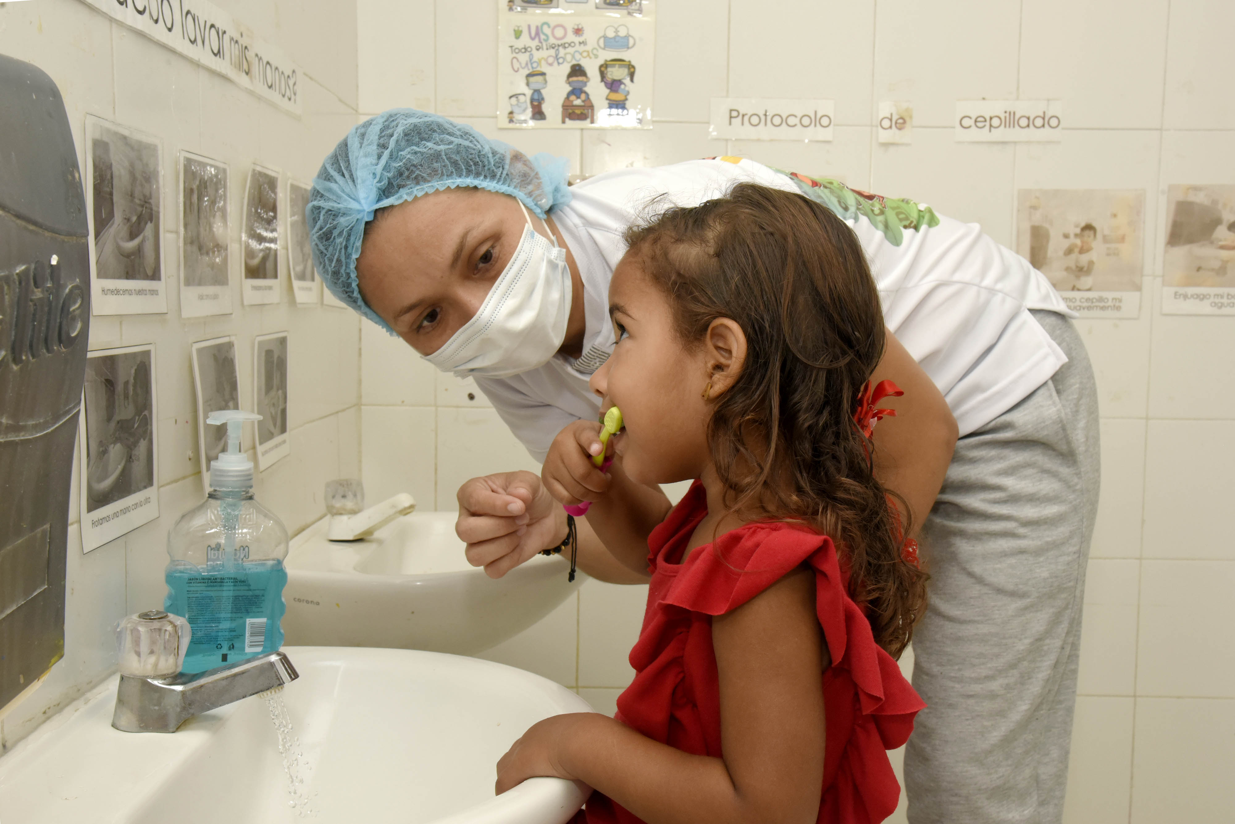 Enseñar sobre el cuidado de la salud bucal, una prioridad en la educación a la primera infancia Enseñar sobre el cuidado de la salud bucal, una prioridad en la educación a la primera infancia
