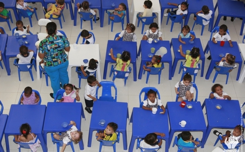 Se está garantizando alimentación de más de un millón de niños Se está garantizando alimentación de más de un millón de niños