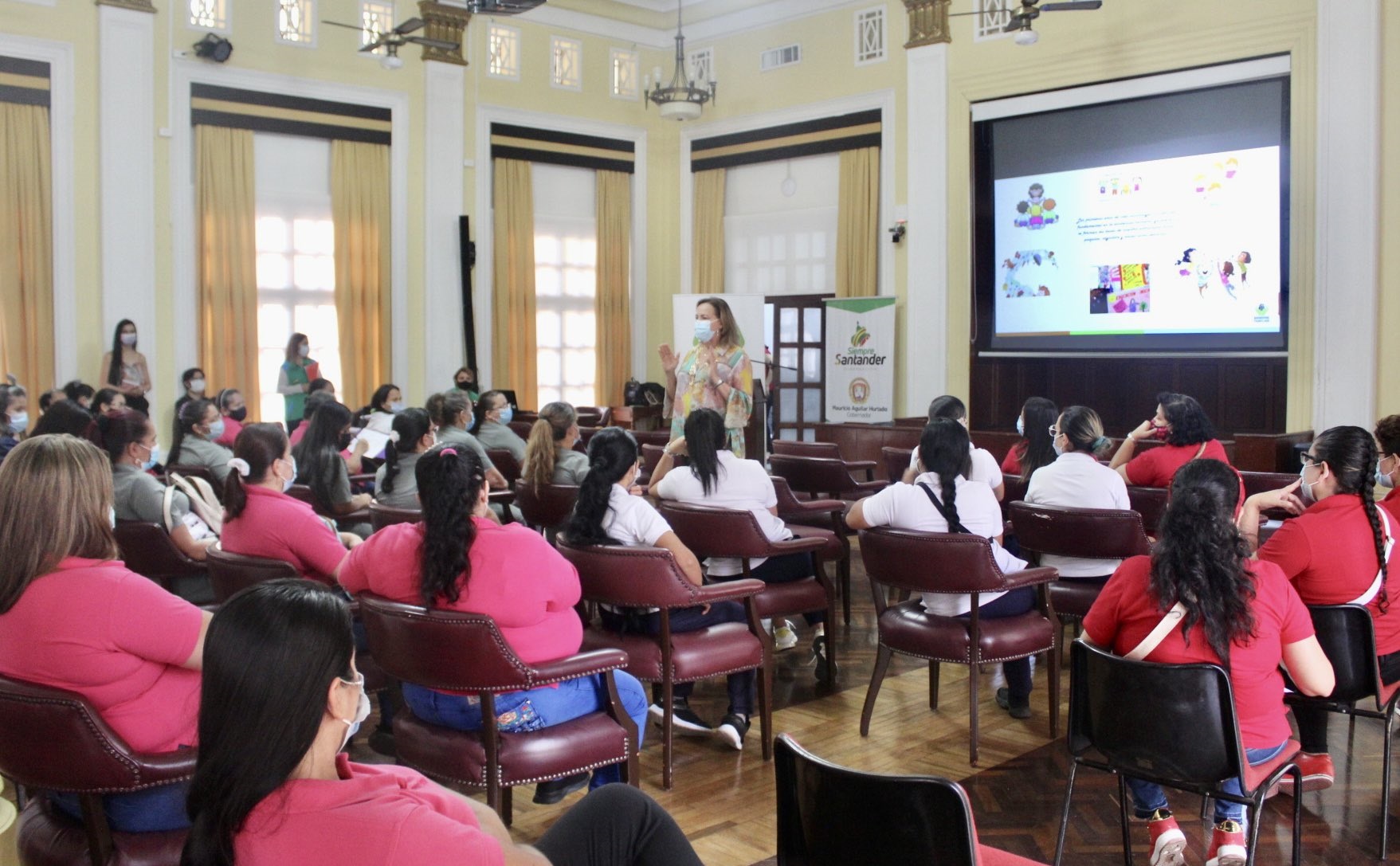 ICBF sigue reforzando el regreso de niñas y niños a la presencialidad en Santander ICBF sigue reforzando el regreso de niñas y niños a la presencialidad en Santander