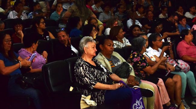 Bienestar Familiar orienta a madres y exmadres comunitarias sobre el acceso al cálculo actuarial para pensión de vejez en Antioquia
