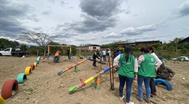 Bienestar Familiar entregó un parque a la comunidad de Balcones de la Villa, en Calarcá