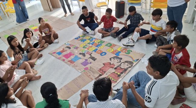 Adolescentes de Guainía aprenden a realizar control social y veeduría 