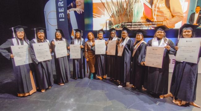 En Bogotá, 71 maestras del ICBF se gradúan en Licenciatura en Educación Infantil