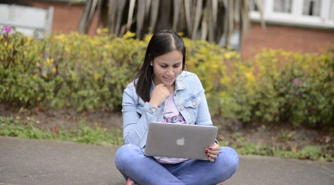 Nueve cosas que nunca debes compartir en tus redes sociales (y si ya las publicaste ¡elimínalas!). Nueve cosas que nunca debes compartir en tus redes sociales (y si ya las publicaste ¡elimínalas!).