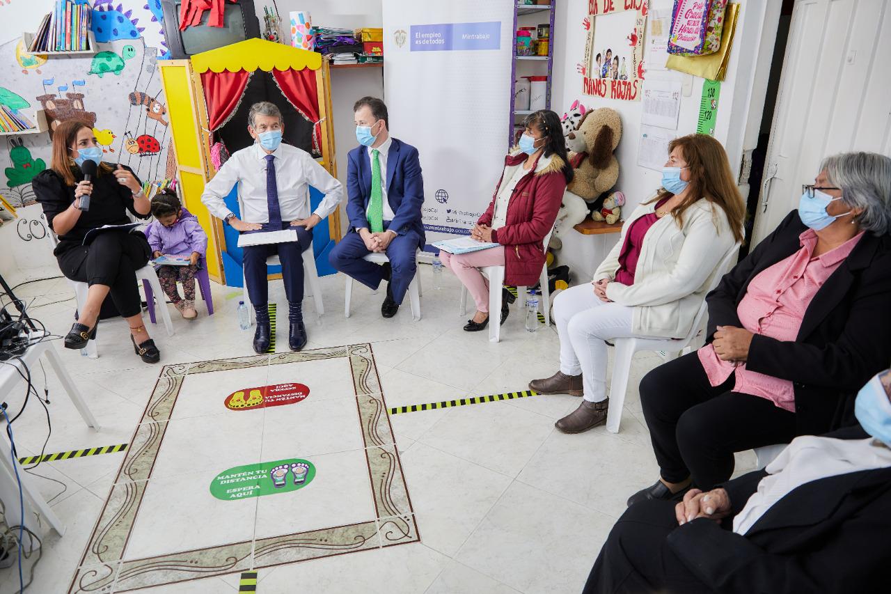 ICBF y MinTrabajo anuncian incremento del subsidio pensional para ex madres comunitarias y ex madres sustitutas ICBF y MinTrabajo anuncian incremento del subsidio pensional para ex madres comunitarias y ex madres sustitutas