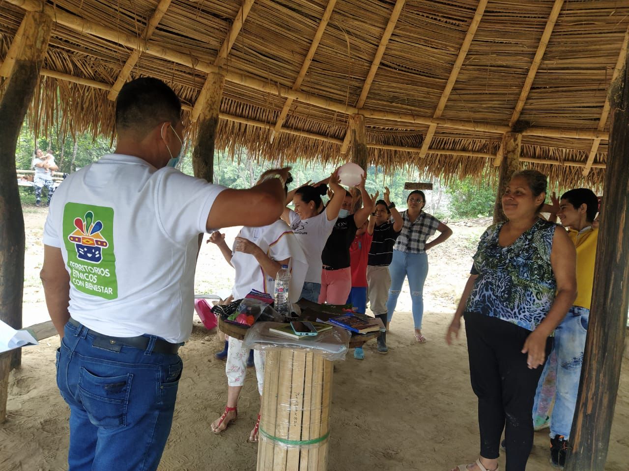ICBF fortalece el componente familiar y sociocultural en las comunidades étnicas de Tolima ICBF fortalece el componente familiar y sociocultural en las comunidades étnicas de Tolima