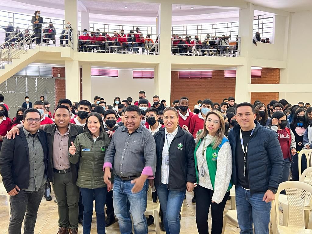 ICBF dialoga sobre prevención de todos con adolescentes de Guachucal en Nariño