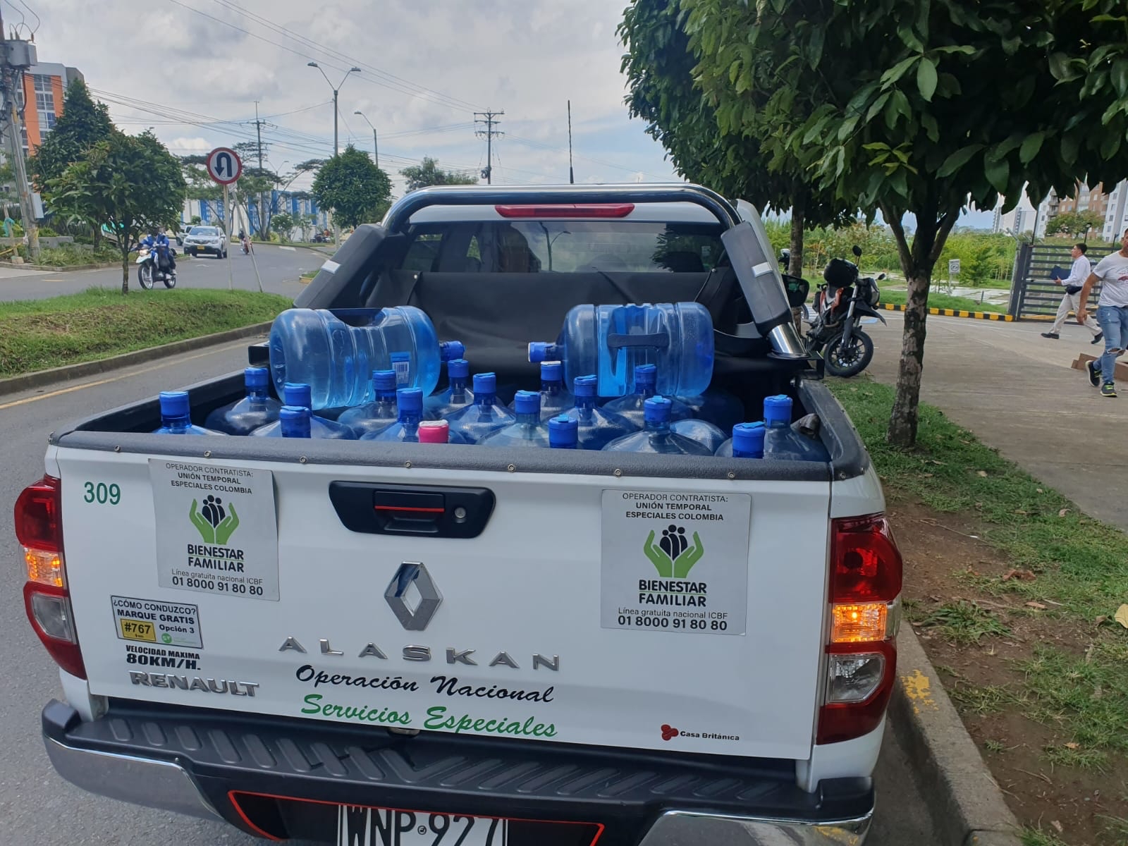 ICBF entrega agua potable y  alimentos de alto valor nutricional en Mistrató y La Virginia en Risaralda